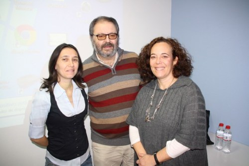 El ponente Javier Barbero con profesionales de la Unidad de Paliativos